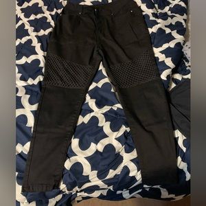 💕Shein Jeans with fishnet patches sz14/16NWOT